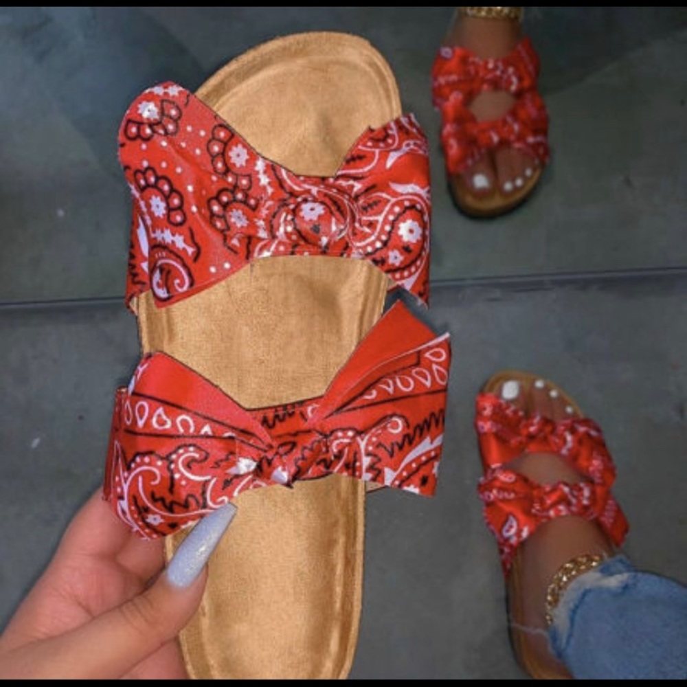 Bandana/Red sandals